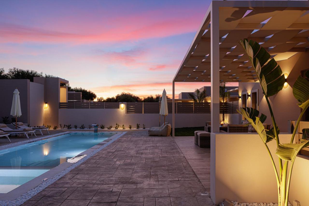 Koin Villa Sunrise, With Heated Pool & Whirlpool Perama  Exterior foto